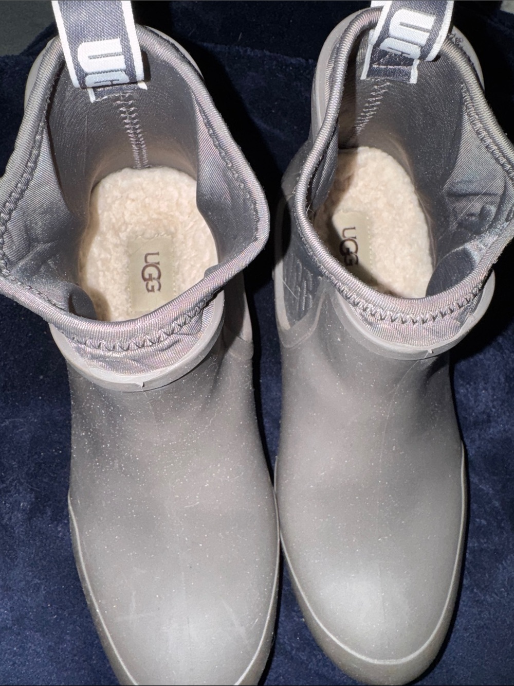 UGG Women's Gray Waterproof Shearling-Lined Ankle Rain Boots sz 10